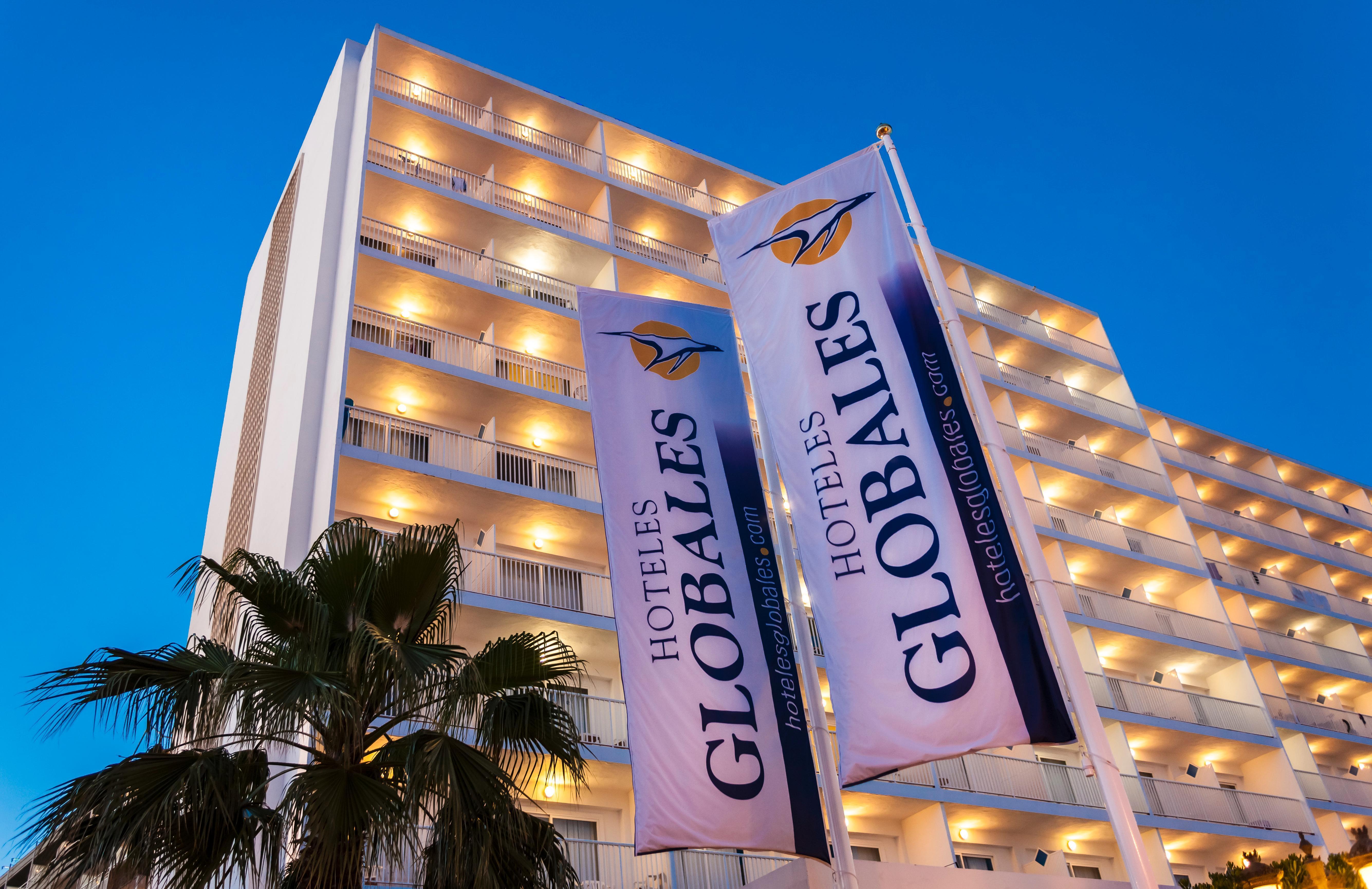 Отель Globales Condes De Alcudia Порто де Алькудиа Экстерьер фото